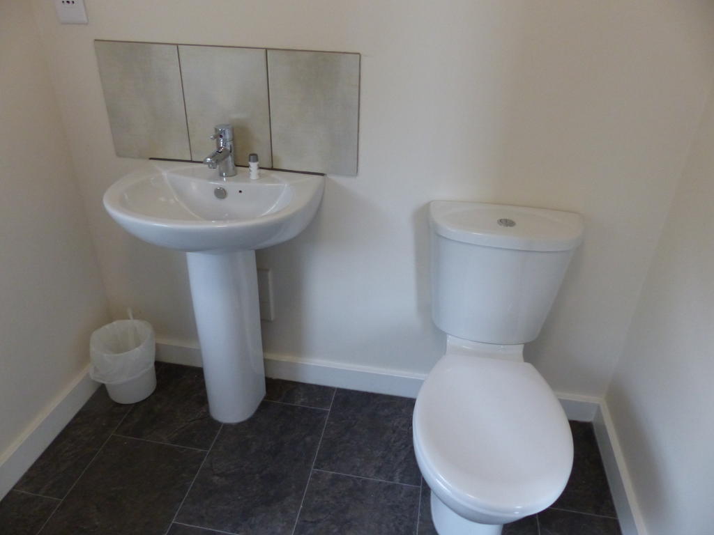 The Sun Inn Englefield Green Chambre photo