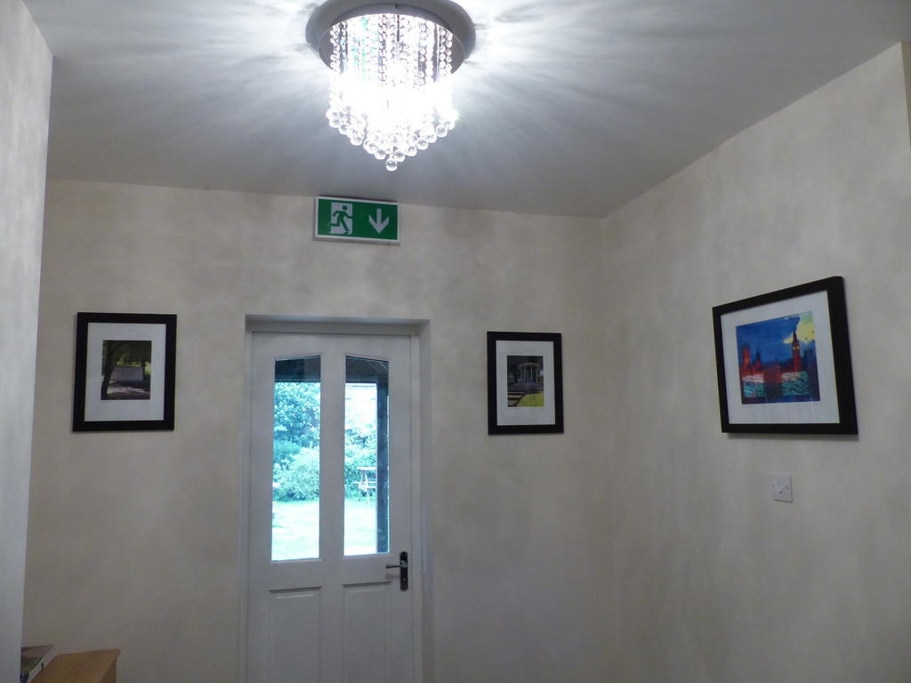 The Sun Inn Englefield Green Chambre photo